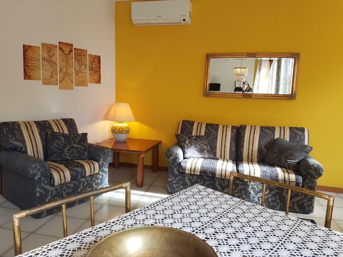 קסטלנואובו דל גארדה Moro Dal Castel - Appartamento Al Castel מראה חיצוני תמונה