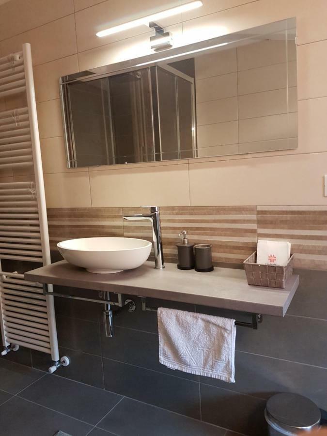 קסטלנואובו דל גארדה Moro Dal Castel - Appartamento Al Castel מראה חיצוני תמונה