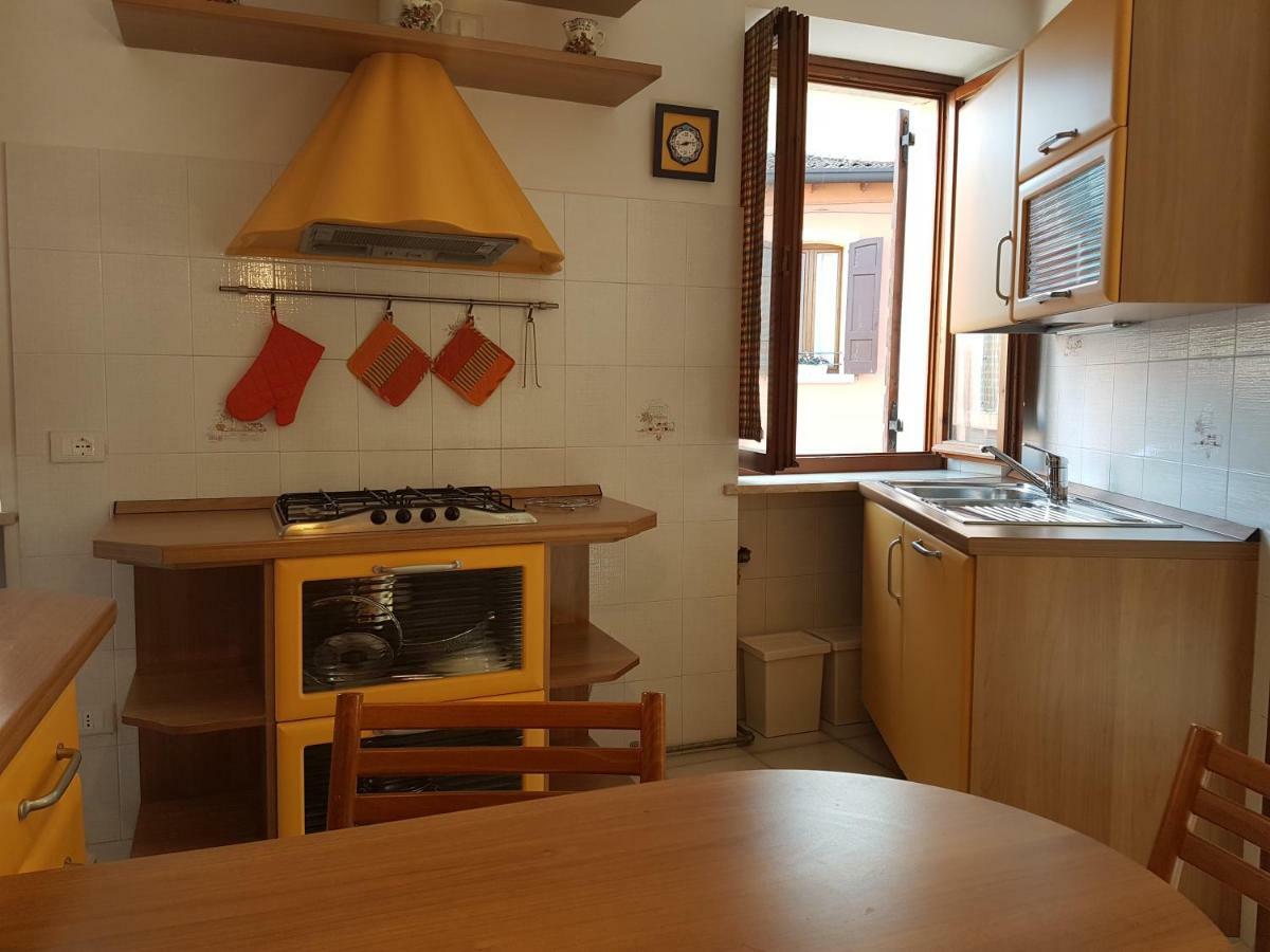 קסטלנואובו דל גארדה Moro Dal Castel - Appartamento Al Castel מראה חיצוני תמונה